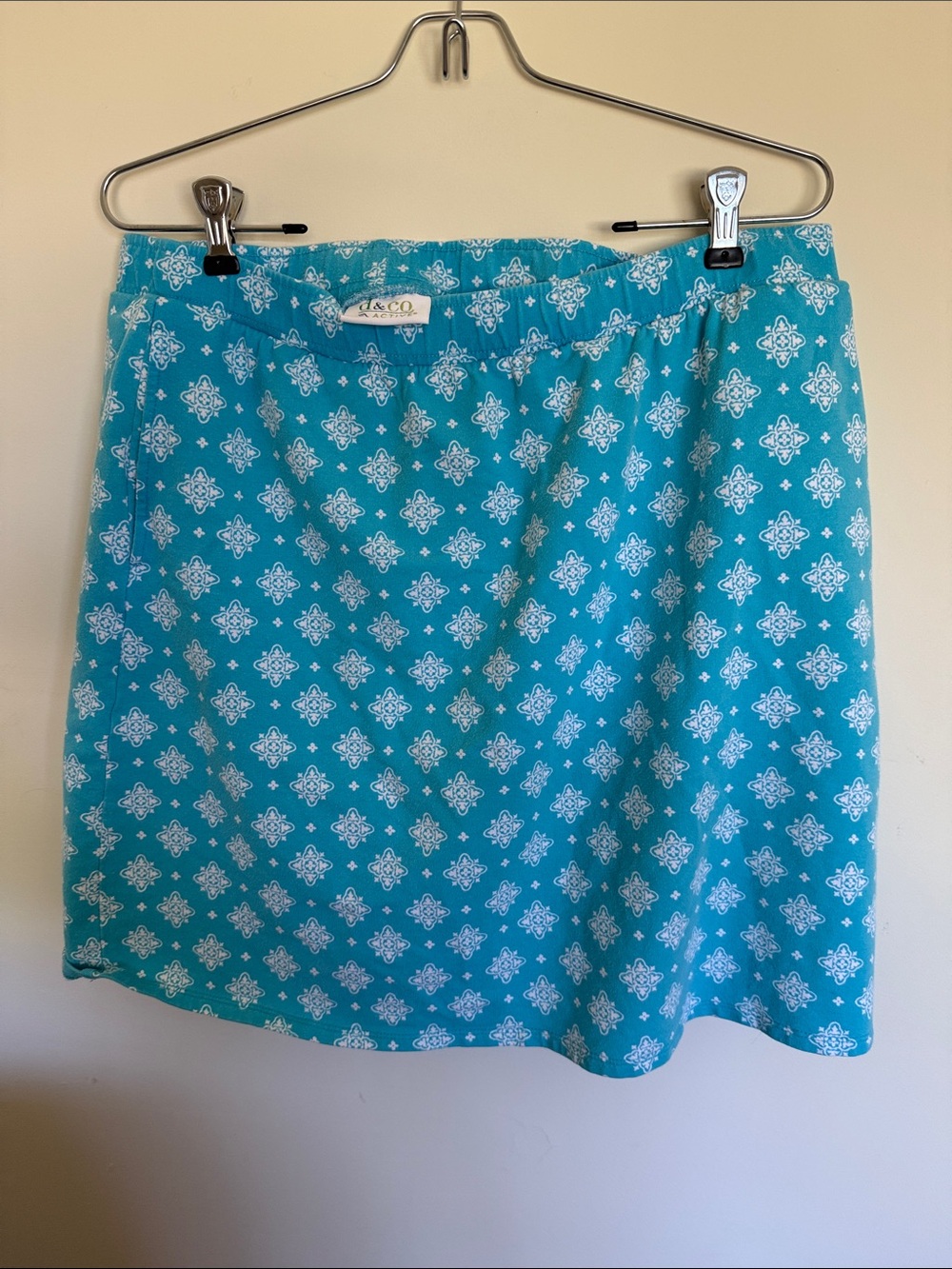 d & Co. Active Turquoise Printed A-Line Skort